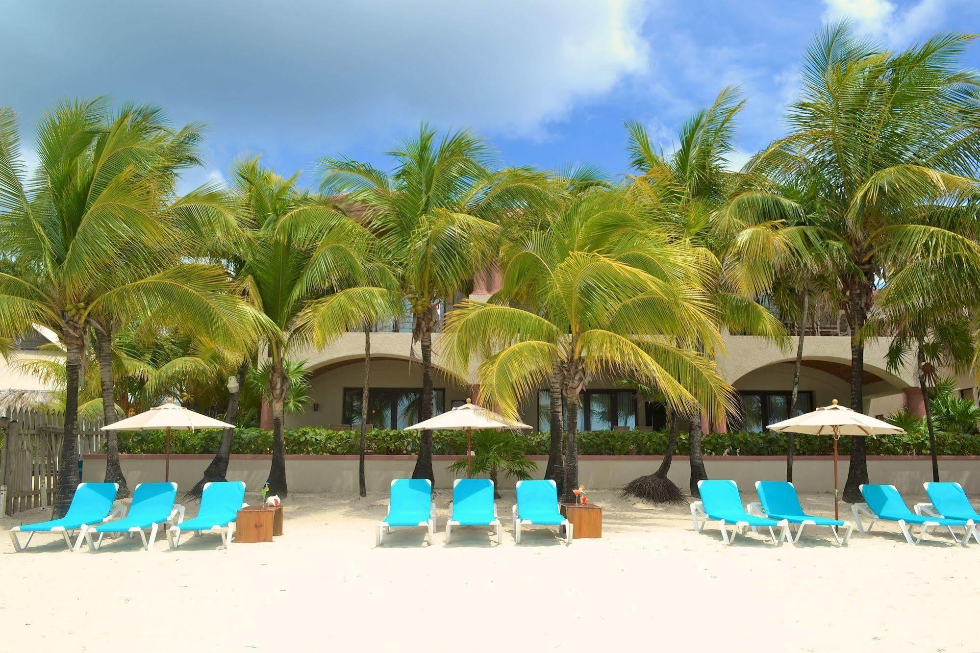 Las Sirenas Hotel And Condos West Bay Exterior photo
